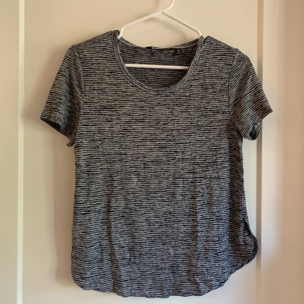 Athleta Tshirt